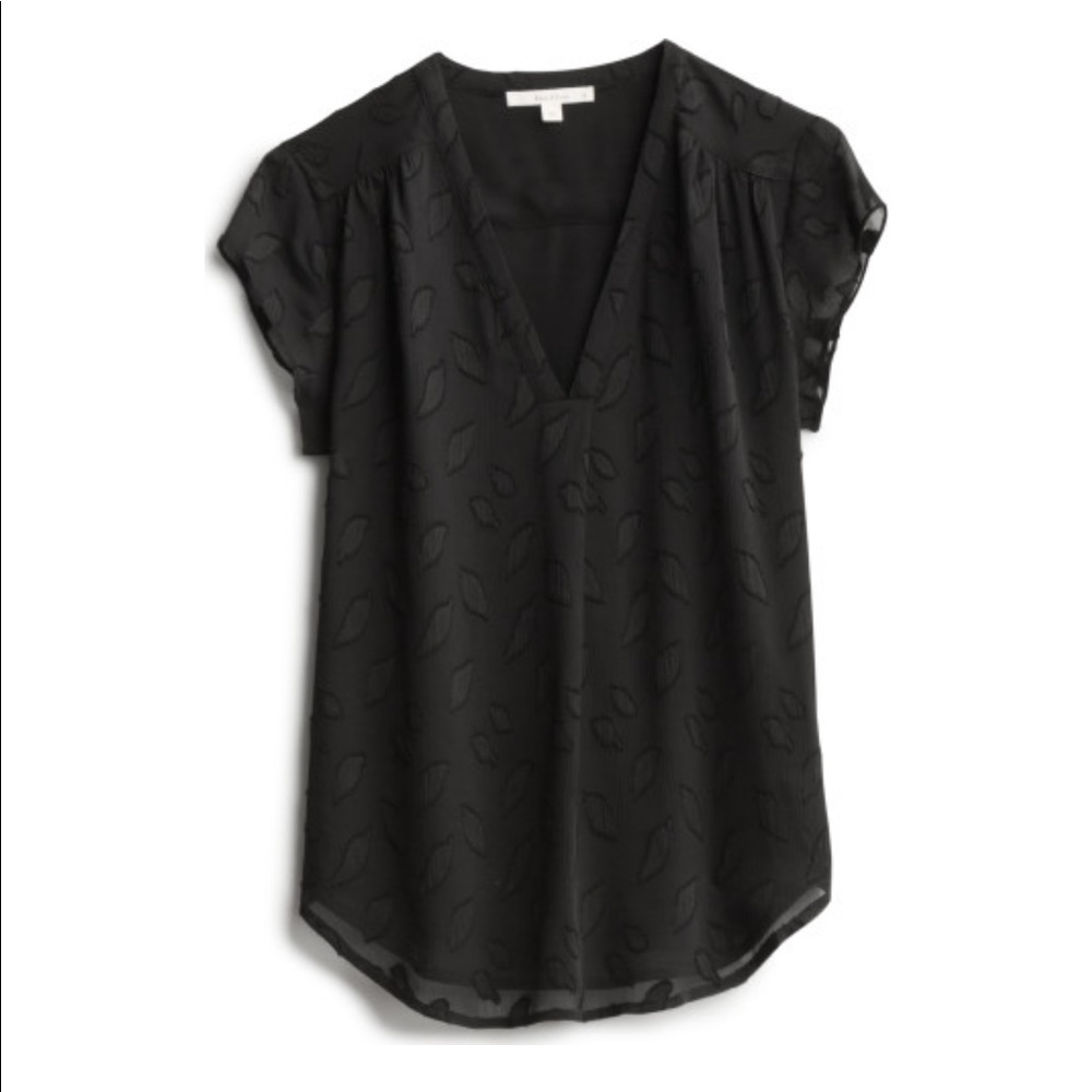 EUC Stitch fix textured chiffon blouse